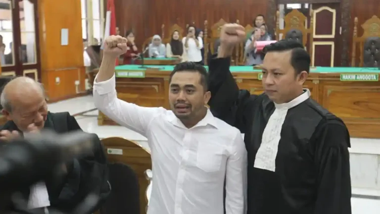 SIDANG-PUTUSAN-AMSAL-SITEPU-Terdakwa-Amsal