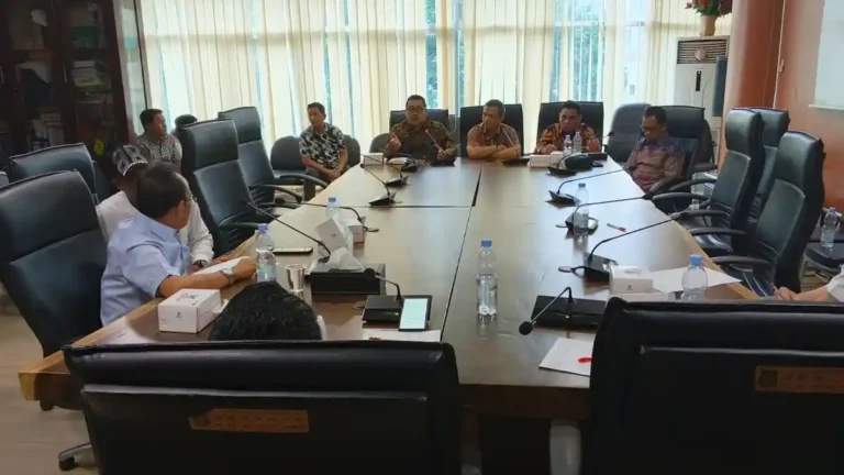 Komisi-III-DPRD-Medan-rapat-bersama-jajaran-Direksi-PUD