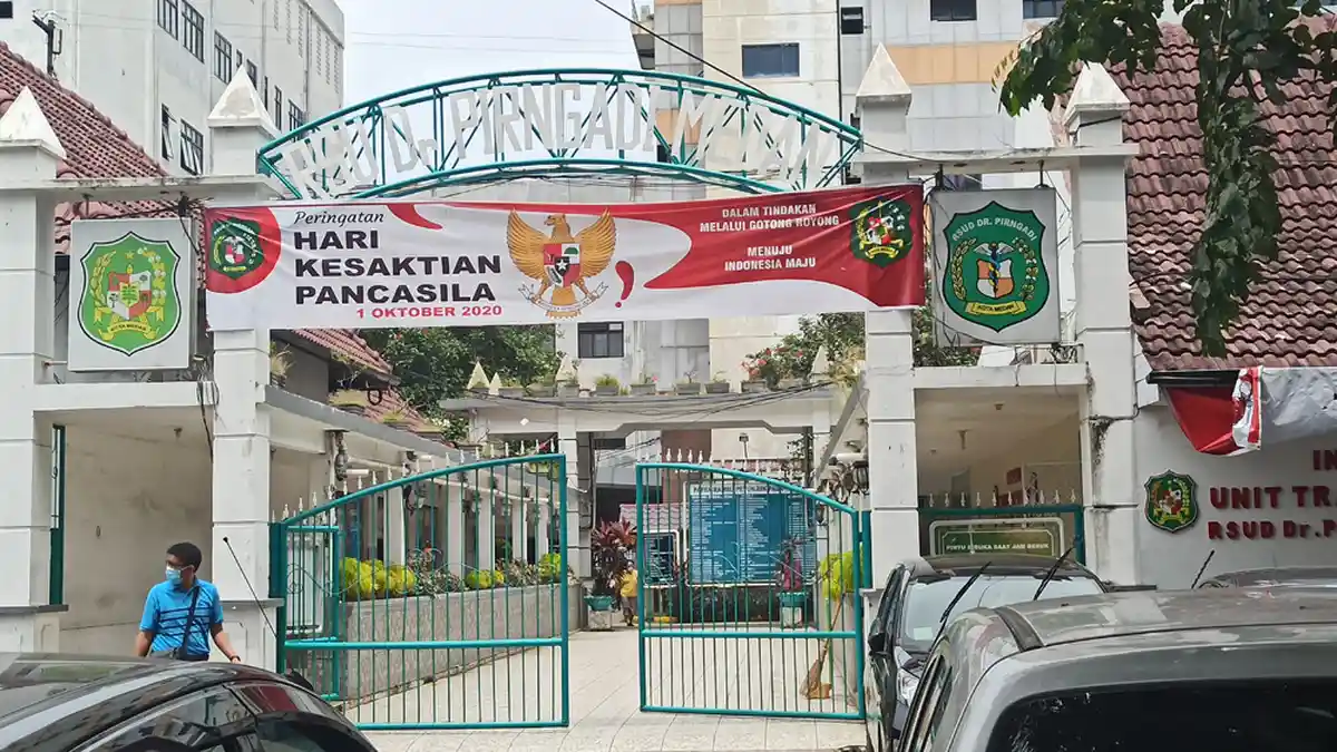 gerbang-depan-rsud-pirngadi-medan