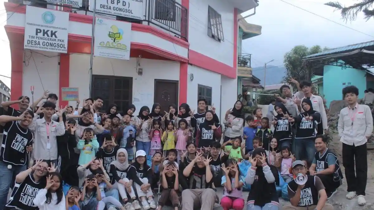 OLAHSAMPAHWargabersam...hasiswaHMJIKOFISIPUMSU